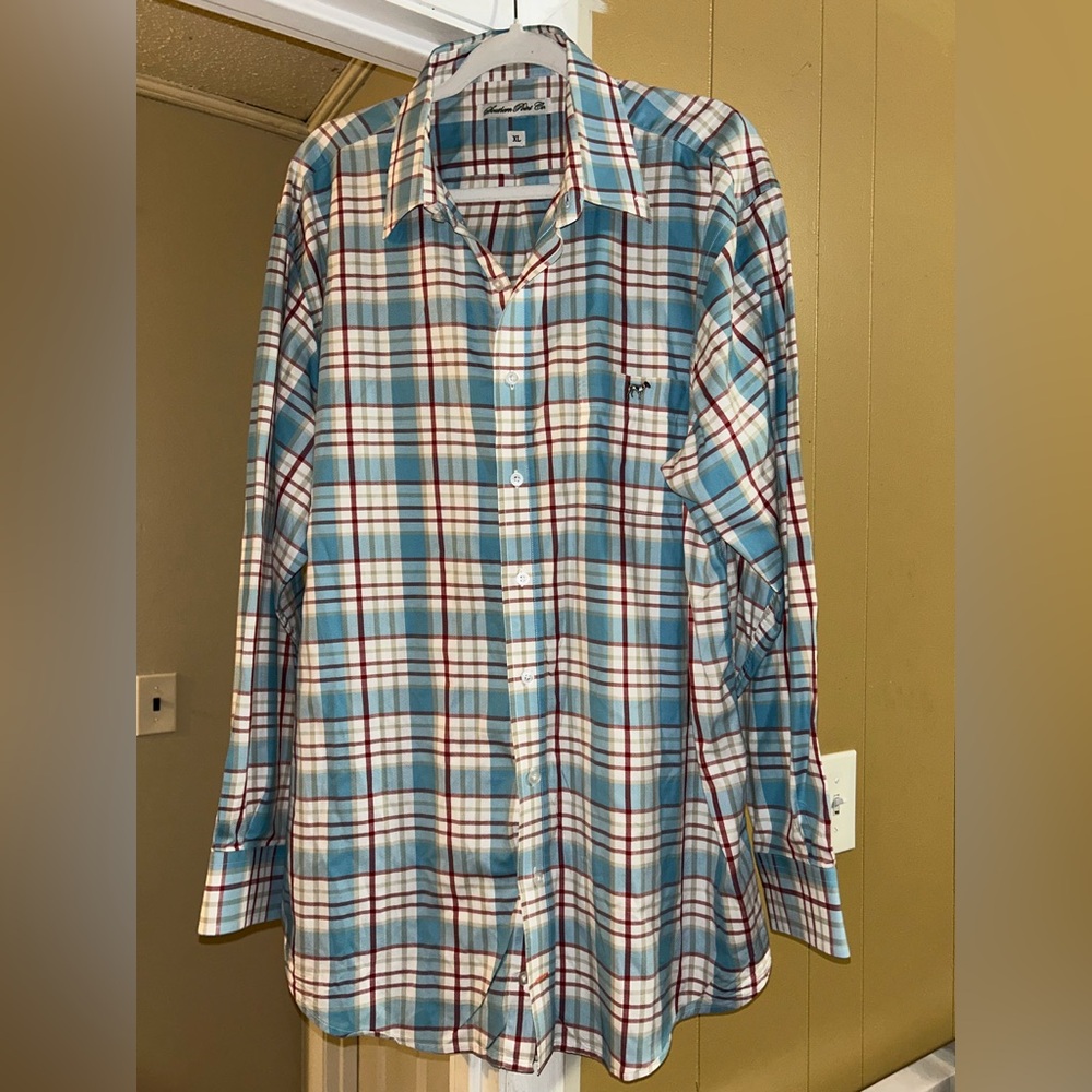 SOUTHERN POINT Classic Plaid Men's Button-Down Shirt